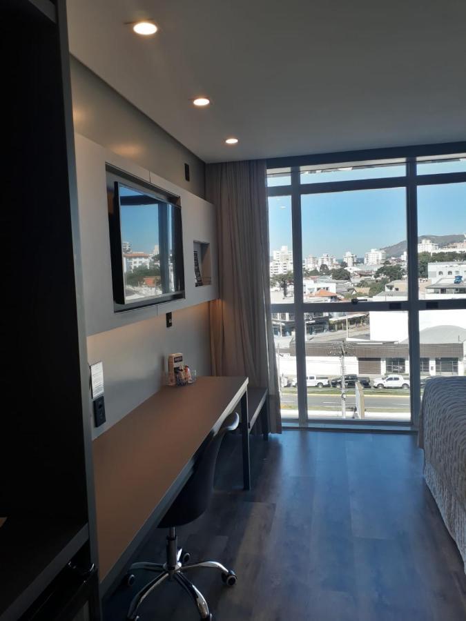 Hotel Le Canard לאגס מראה חיצוני תמונה