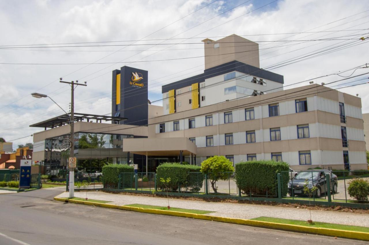 Hotel Le Canard לאגס מראה חיצוני תמונה