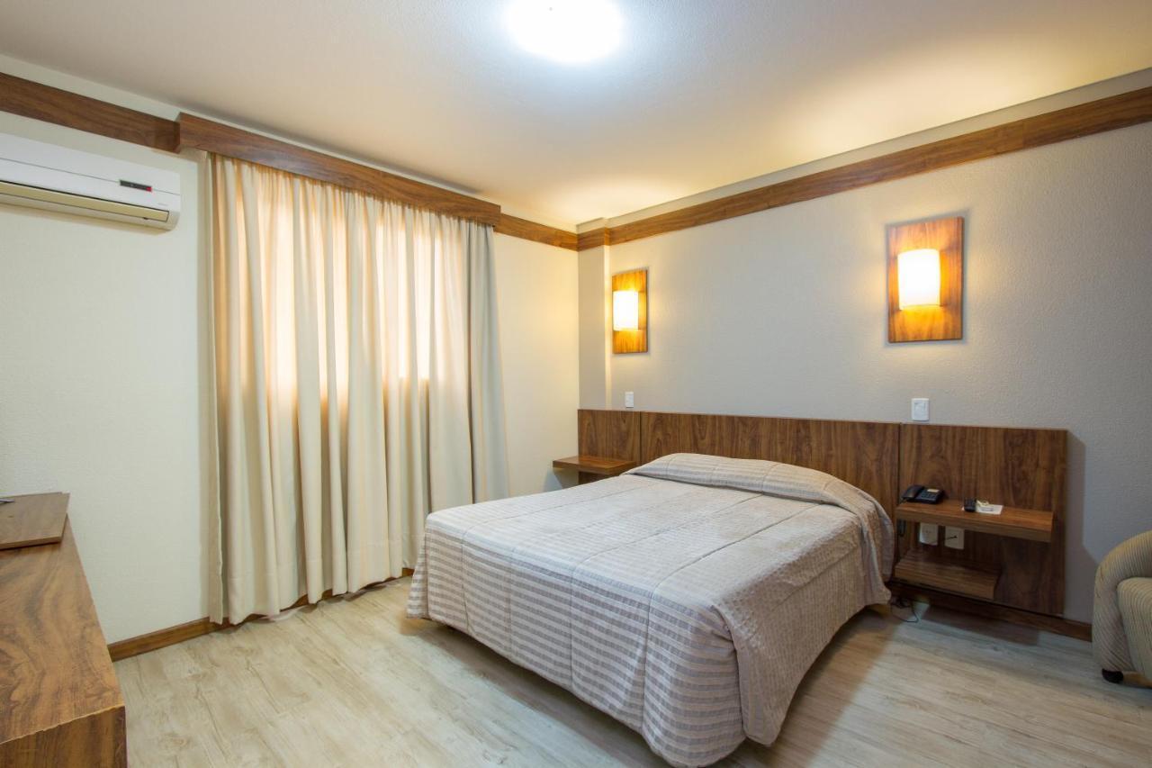 Hotel Le Canard לאגס מראה חיצוני תמונה