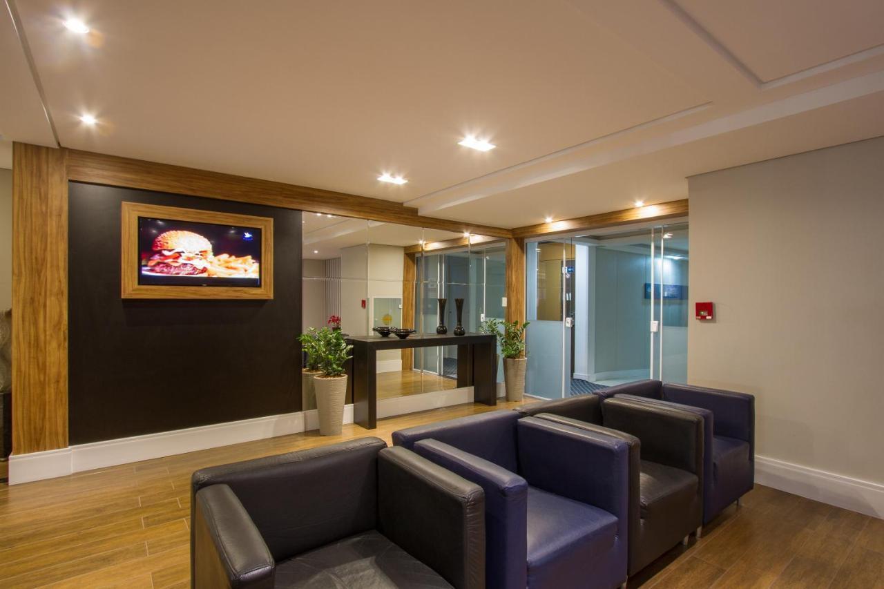 Hotel Le Canard לאגס מראה חיצוני תמונה
