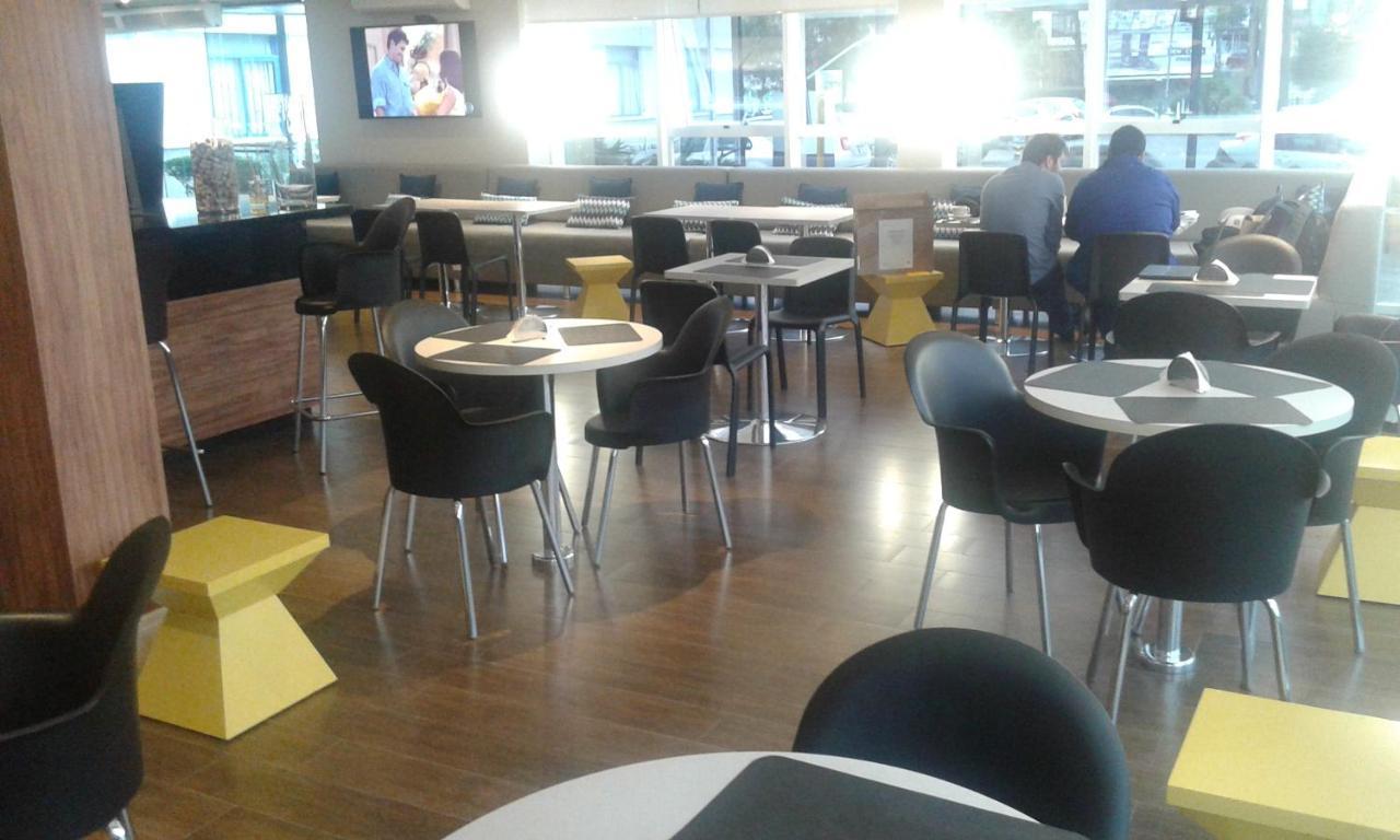 Hotel Le Canard לאגס מראה חיצוני תמונה