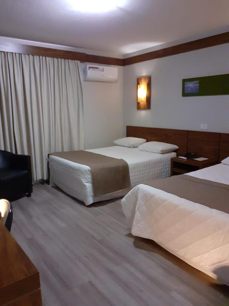 Hotel Le Canard לאגס מראה חיצוני תמונה