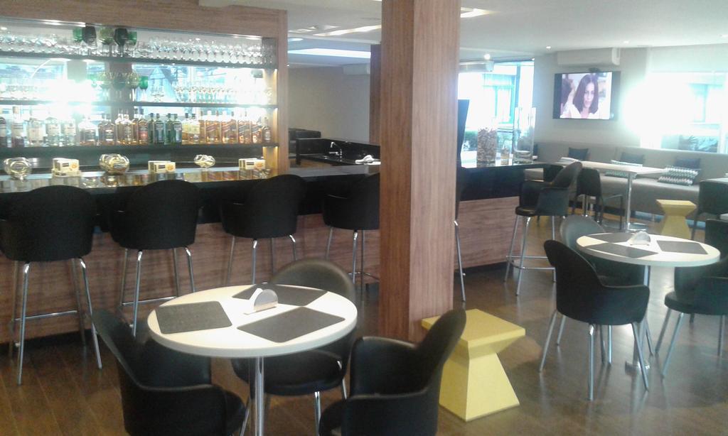 Hotel Le Canard לאגס מראה חיצוני תמונה