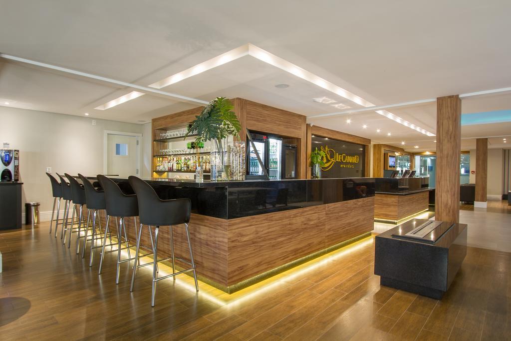 Hotel Le Canard לאגס מראה חיצוני תמונה