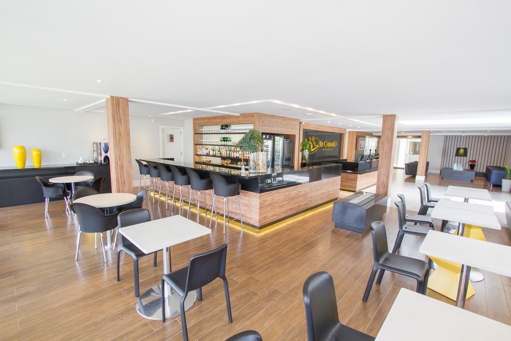 Hotel Le Canard לאגס מראה חיצוני תמונה